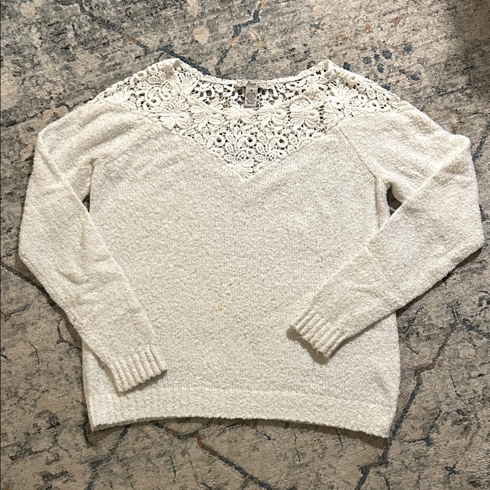 Bass Medium Cream Lace Sweater